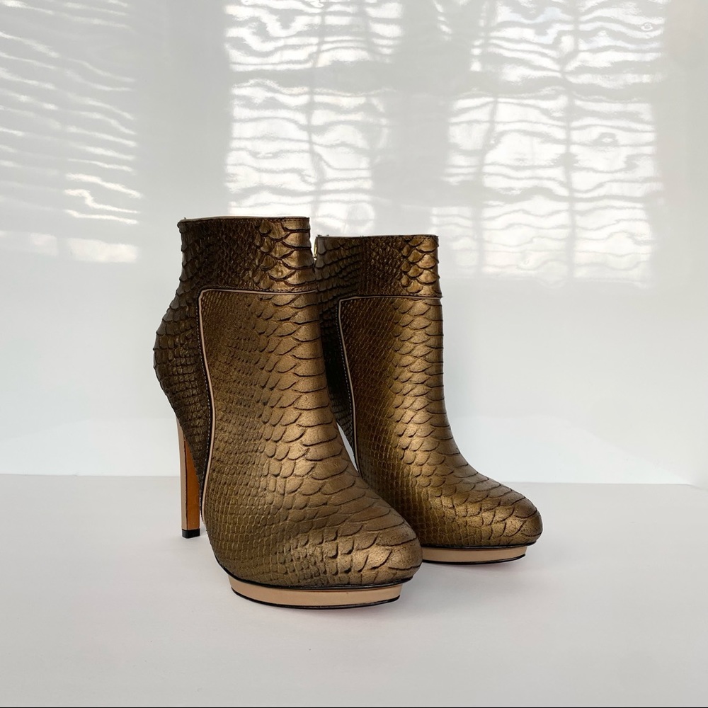 BADGLEY MISCHKA Mark +James Bronze Snake Embossed Ankle Booties Sz 9M